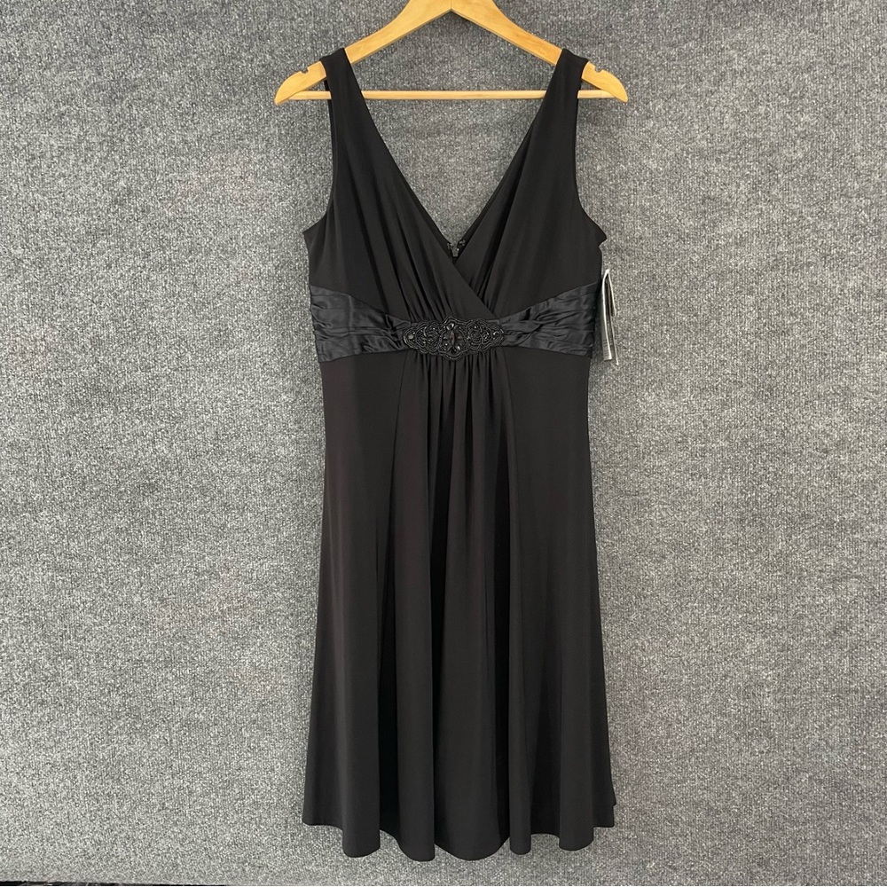 Jones New York Womens Beaded Empire Waist Dress Size 8 Black Sleeveless Classic